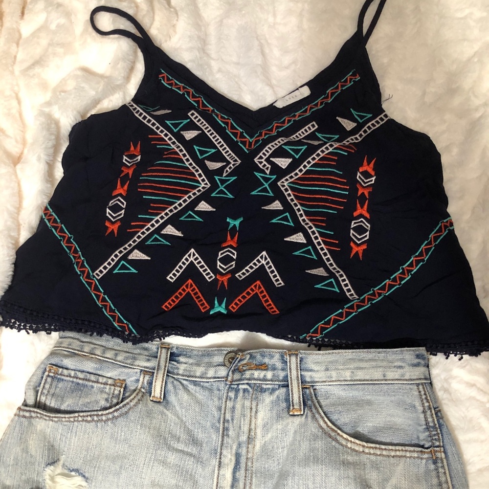 cropped tank top